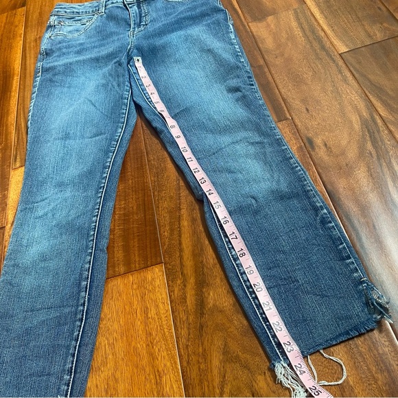 Maurices Blue Everflex High Rise Distressed Skinny Stretch Denim Jeans Womens 6 - Picture 2 of 7